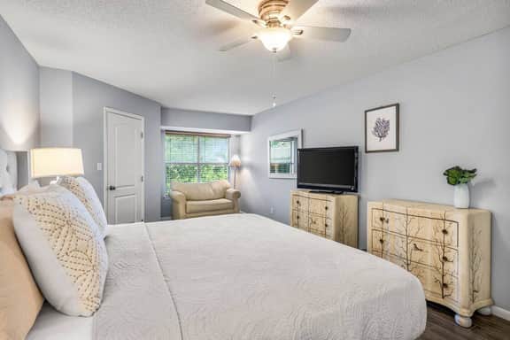3BR Beach Cottage • Pools, Games & Resort Access