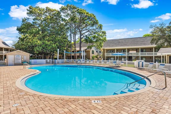 Spacious 3BR Destin Resort Condo, Pools & Beach - Image 1